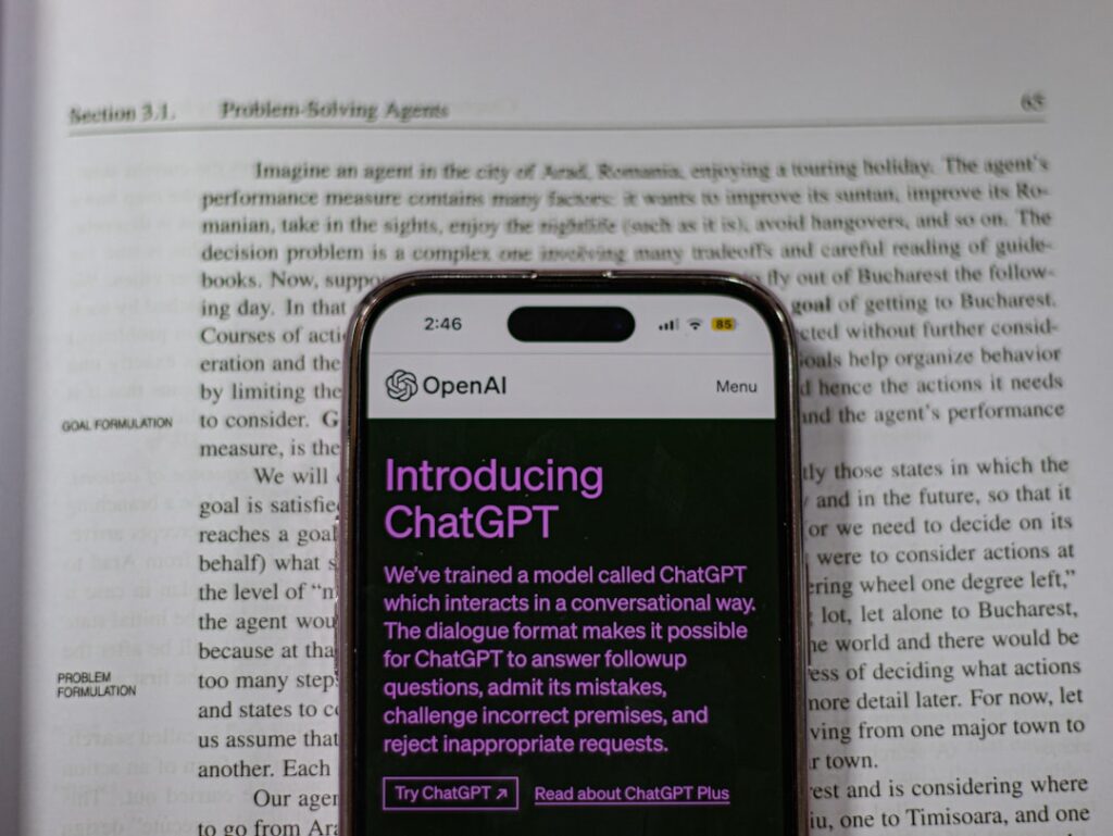 AIチャットボット要約能力徹底比較：ChatGPT, Gemini, Claude活用術