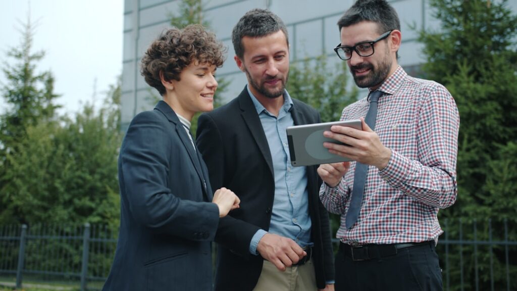 OpenAIが企業AI導入の「最後の一哩」へ挑む！新会社設立の真意を分析
